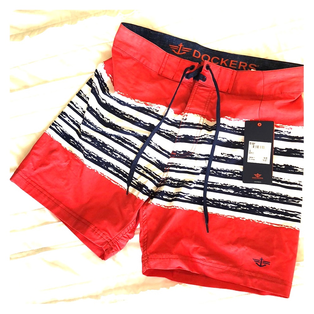 **NEW**Dockers men’s swimming trunks. **NEW**